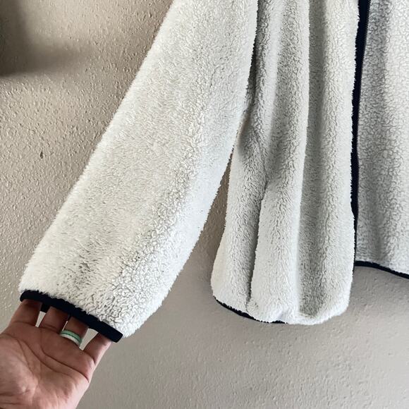 Ugg Kadence Sherpa hooded jacket white with black trim - Picture 7 of 10